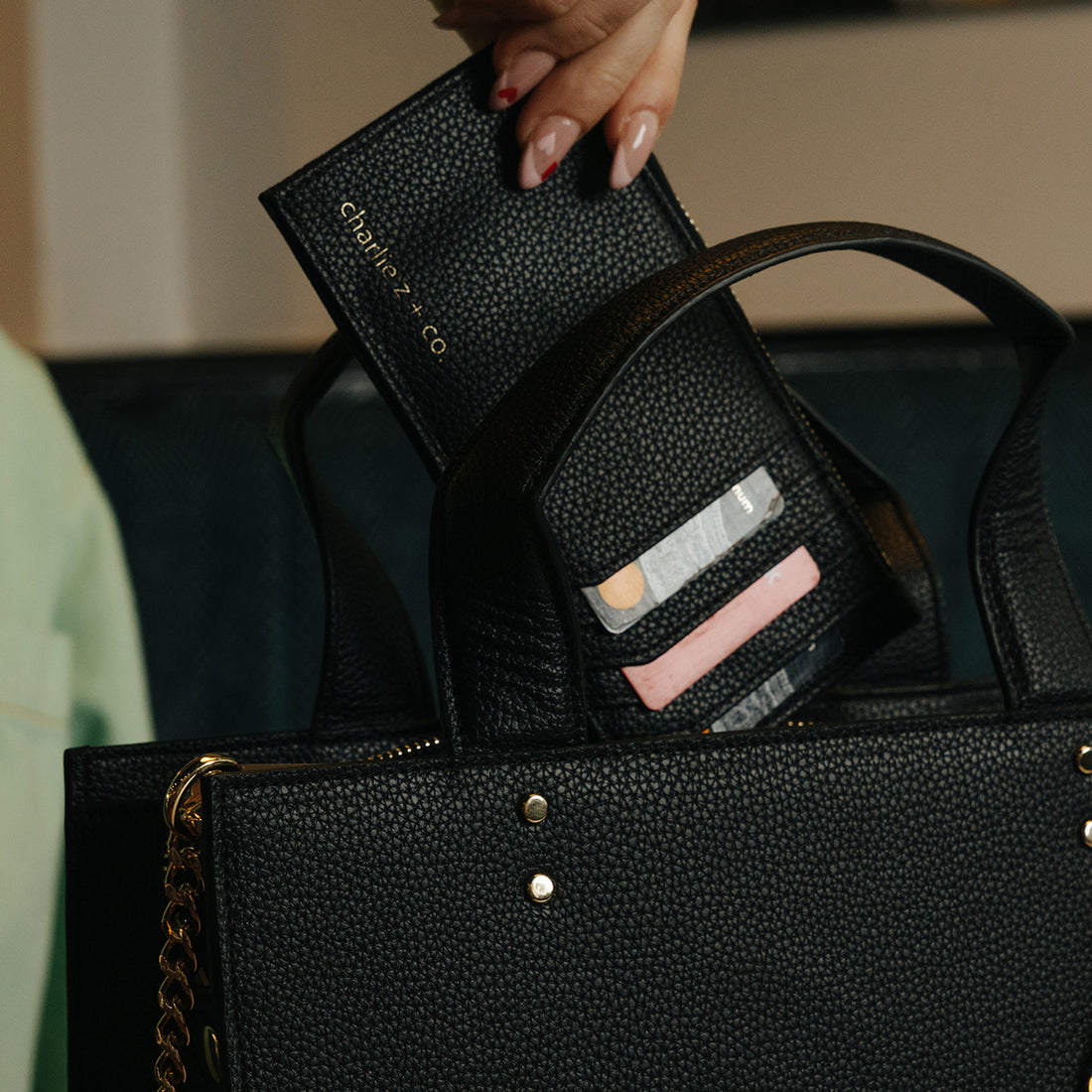Onyx Longline Wallet
