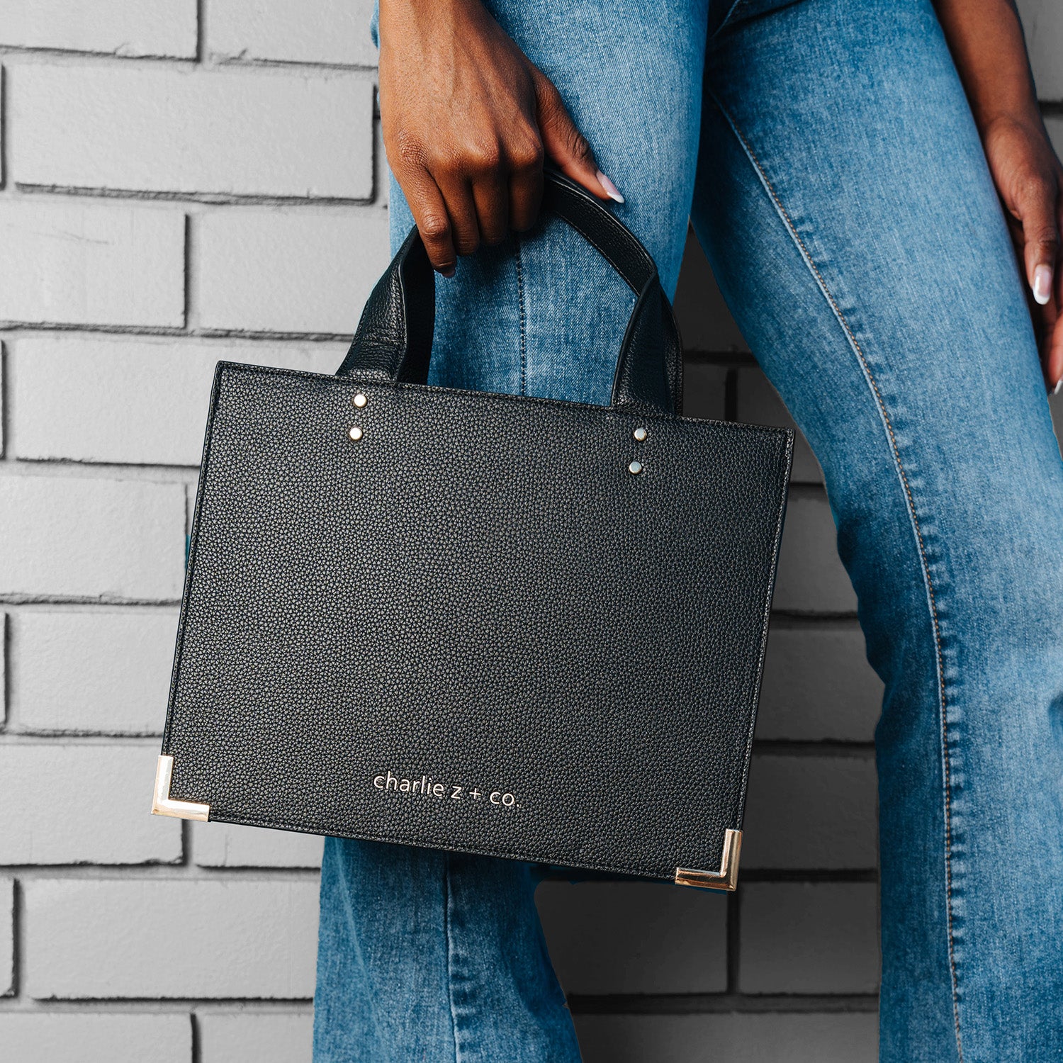 Onyx Charlie Wireless Charging Bag